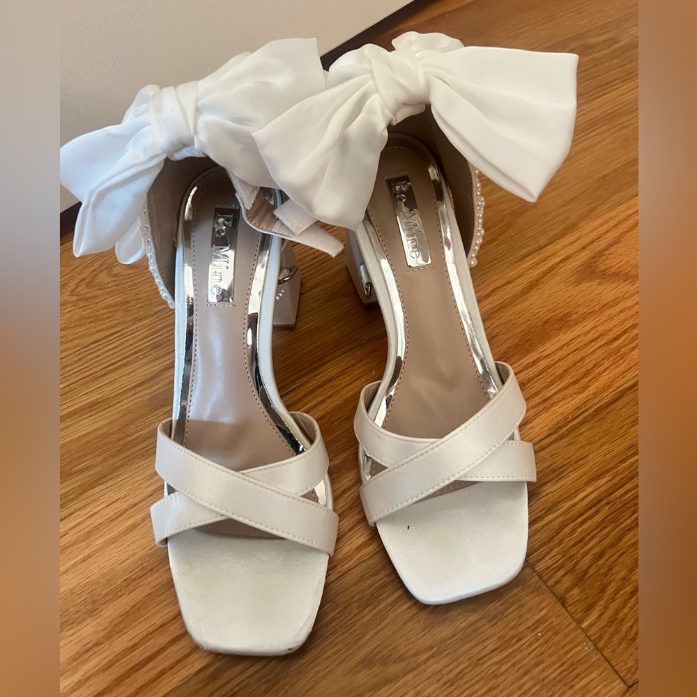 Elegant White Bow Heels